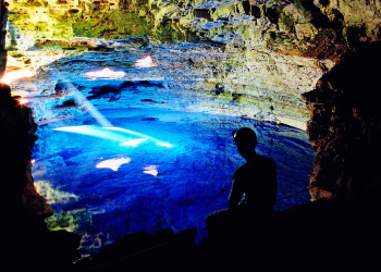 Зачарованный колодец в Бразилии известен прежде всего своей очень прозрачной водой – фотографии Бразилии