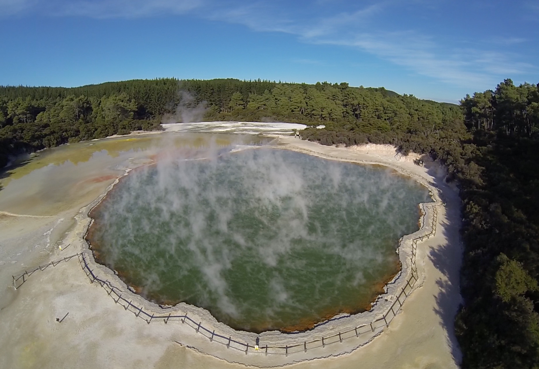 Термальный парк Уаи-О-Тапу (Уаи-О-Тапу), город Роторуа, Новая Зеландия – фотографии Новой Зеландии
