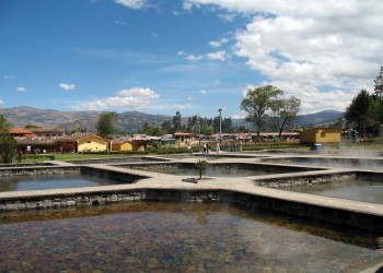 Баньос-дель-Инка или Бани Инков в Кахамарке – фотографии Перу