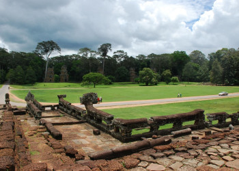 Слоновая терраса в Ангкор-Том – фотографии Камбоджи