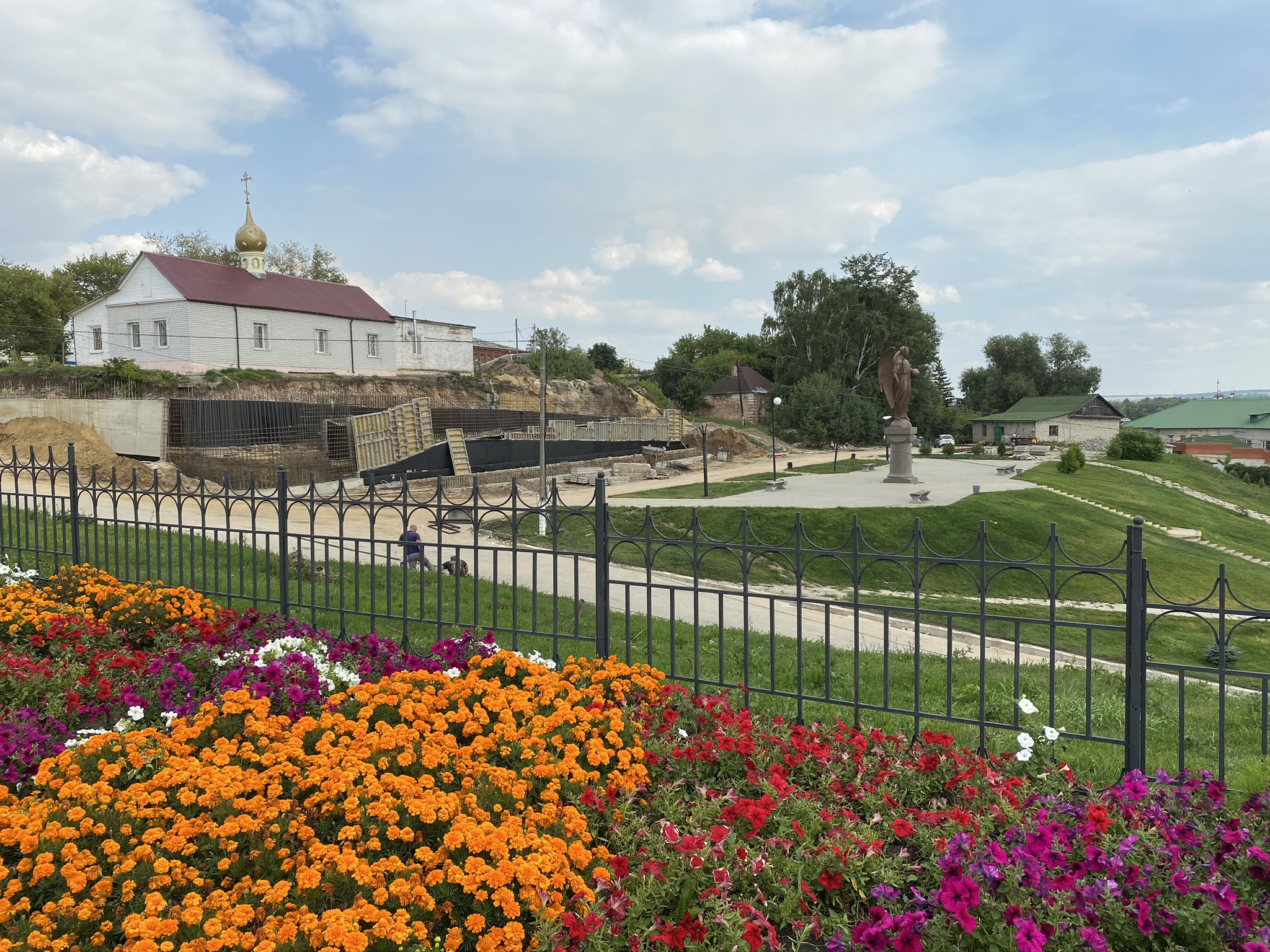 Вид на Соборную гору с парка Победы, Михайлов – фотографии России