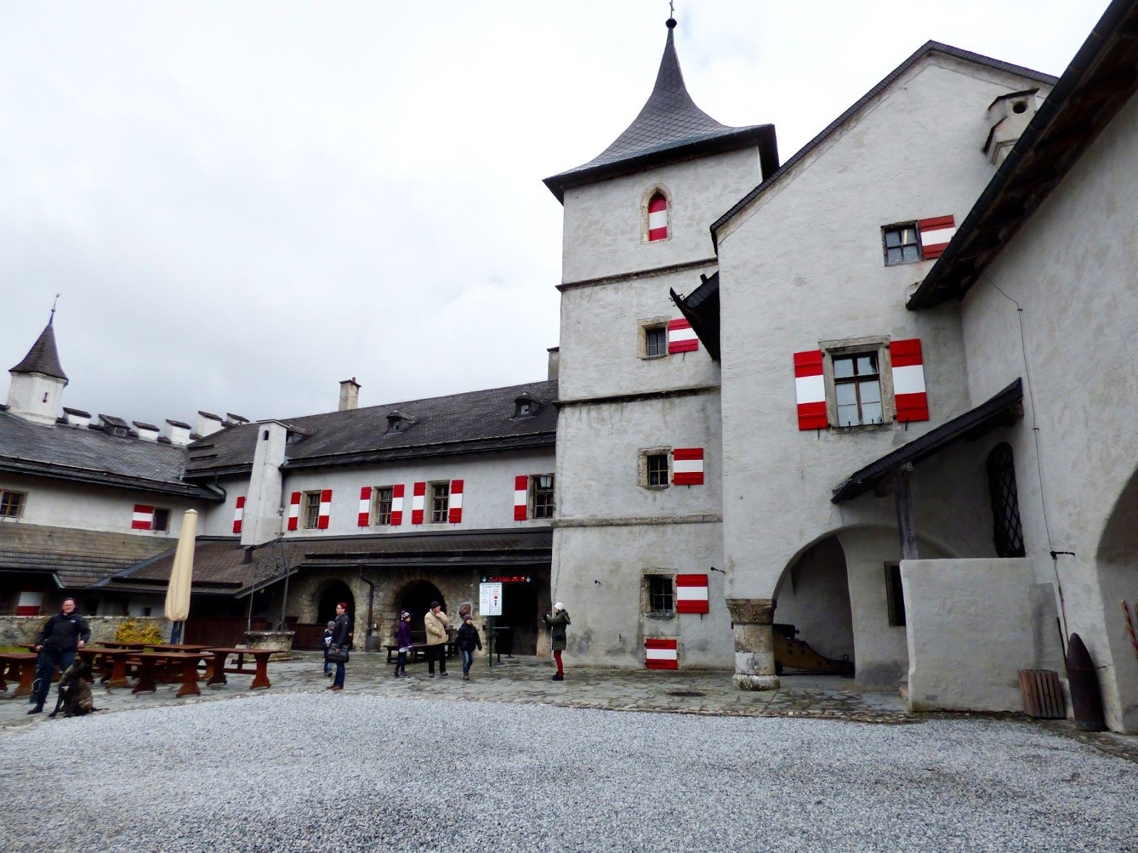 Замок Хоэнверфен 5 – фотографии Австрии