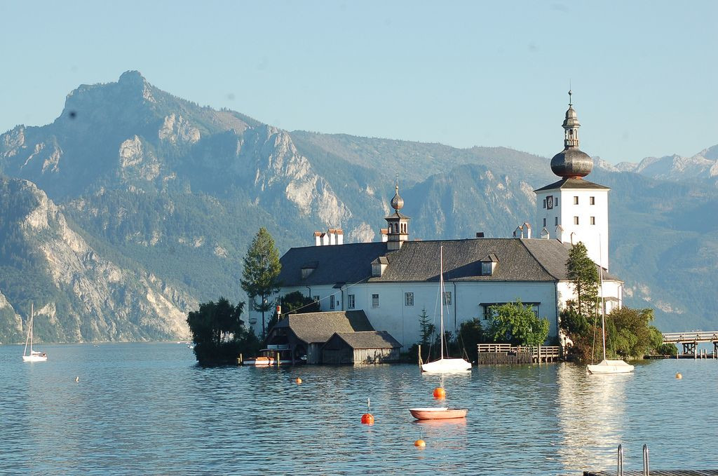 Озерный замок Орт. Гмунден. Австрия – фотографии Австрии