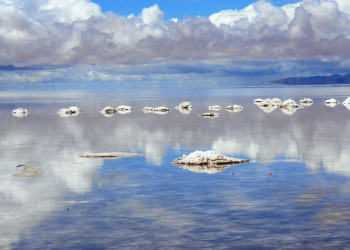 Высокогорное солёное озеро Солончак Ую́ни (Salar de Uyuni), Боливия – фотографии Боливии