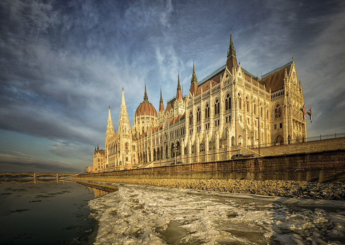 Венгерский парламент 8 – фотографии Венгрии