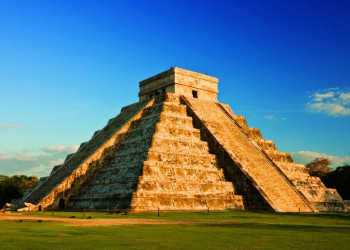 Культурный комплекс Чичен-Ица (Chichen Itza) на полуострове Юкатан, Мексика – фотографии Мексики