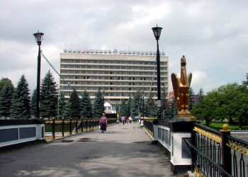 Мост в Владикавказе, Россия – фотографии России