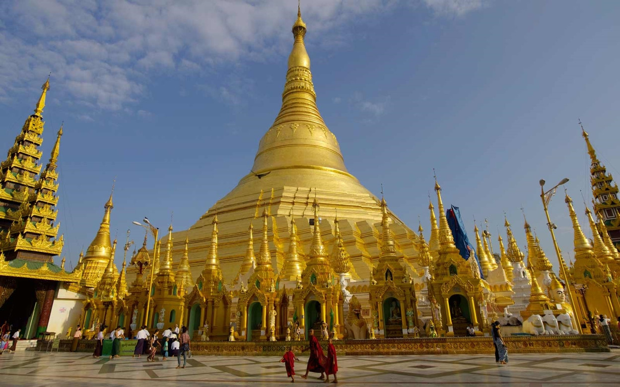 Буддистская святыня Мьянмы - пагода Шведагон (Shwedagon Pagoda) в Янгоне – фотографии Мьянмы
