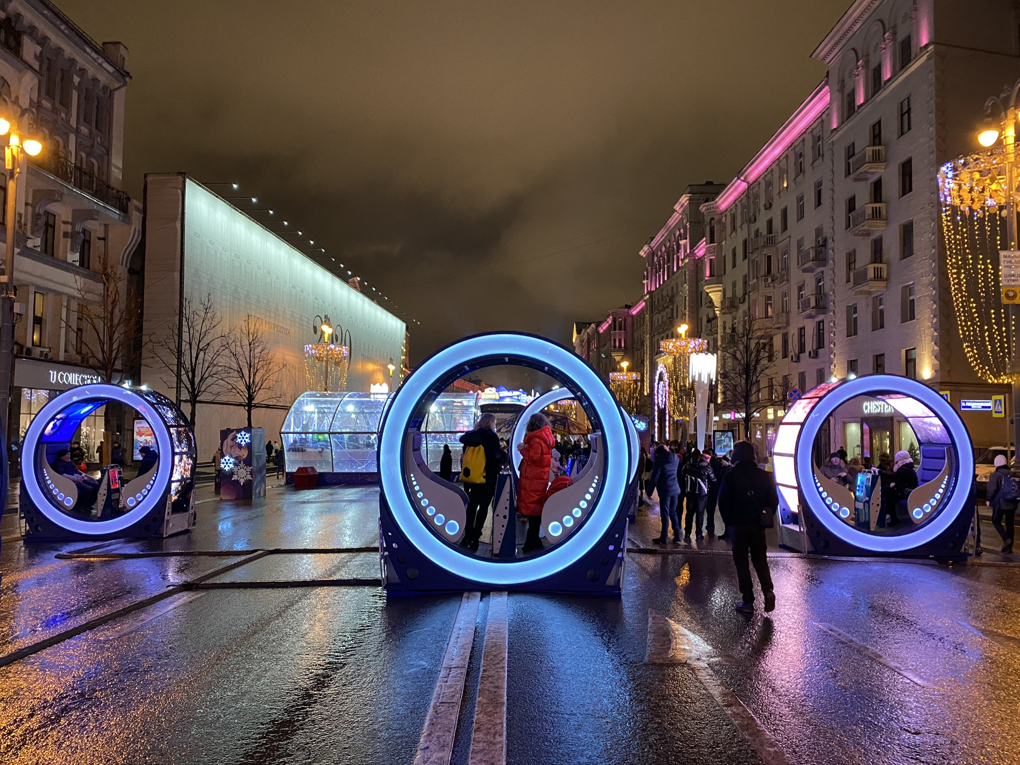 Новогодняя ночь на Тверской в Москве – фотографии России
