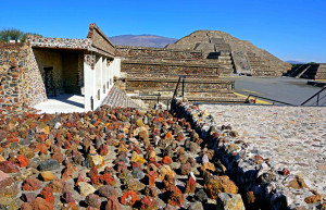 Древнейшее поселение ацтеков Теотиуакан, Мексика – фотографии Мексики