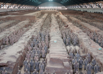 Терракотовая армия (Terracotta Army) рядом с Сиань в Китае – фотографии Китая