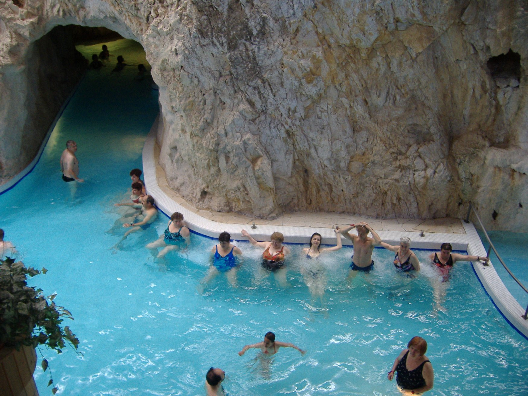 Мишкольц-Тапольца – фотографии Венгрии