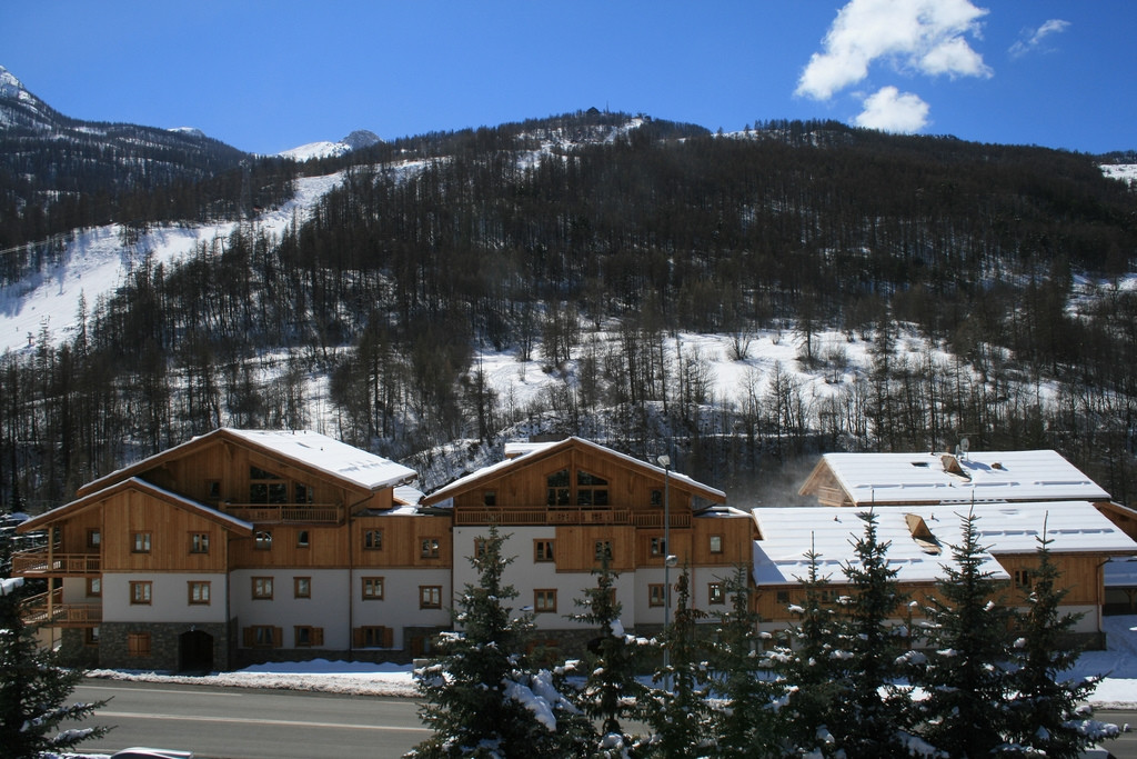 Дома в Серр-Шевалье, Франция – фотографии Франции