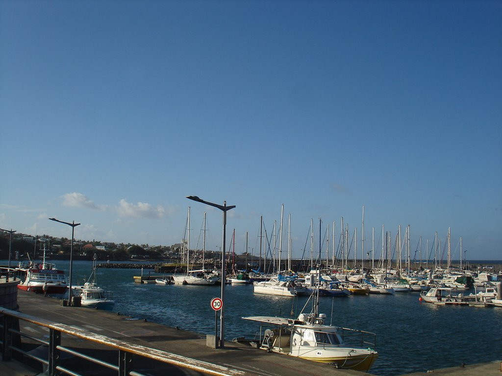 Порт в Сен-Пьер на острове Реюньон – фотографии Реюньона