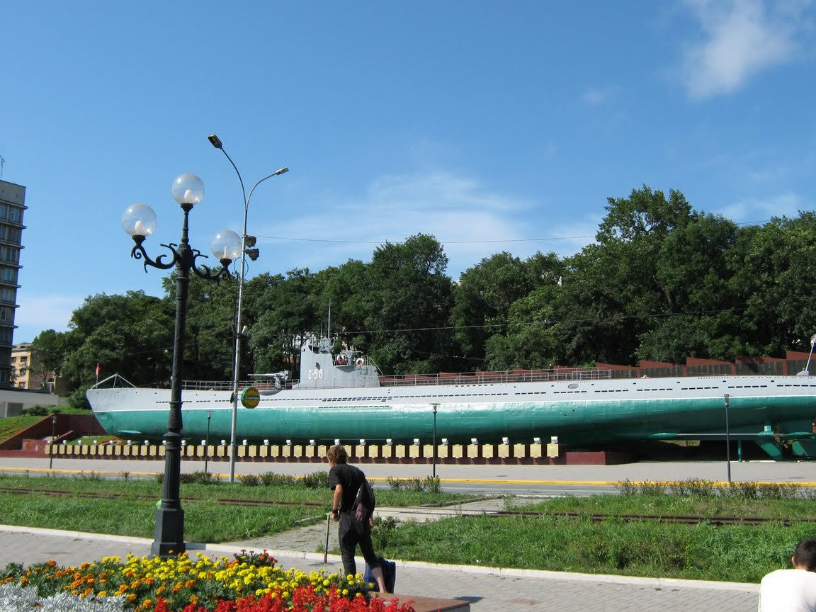 Памятник в Владивостоке, Россия. Фото 5 – фотографии России