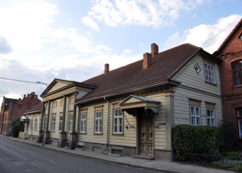 Дома в городе Вильянди (Viljandi), Эстония – фотографии Эстонии