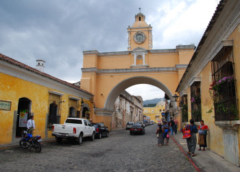 Antigua_Santa_Catalina_Arch – фотографии Гватемалы