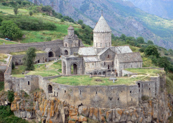 Панорамный вид на монастырь Татев, Горис, Армения – фотографии Армении