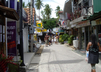 Улица на острове Пхи-Пхи-Дон, Тайланд. Фото 1 – фотографии Таиланда