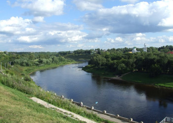 Река в Пушкинские Горы, Россия – фотографии России