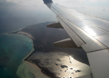 Самолет в Кайо-Гильермо, Куба – фотографии Кубы