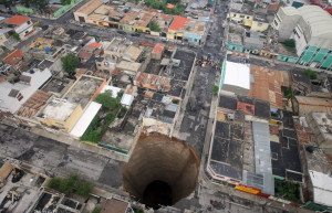 Карстовый провал в Гватемале (Guatemala Sinkhole). Фото 4 – фотографии Гватемалы