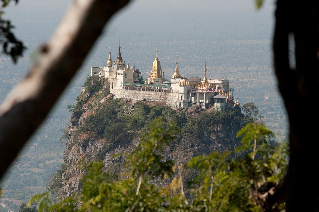 Попа Таунгкалат (Popa Taungkalat) – фотографии Мьянмы