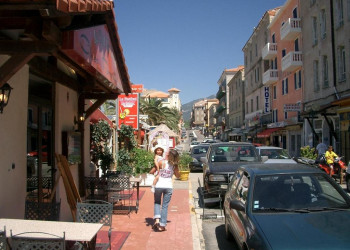 Улица в Проприано, Франция – фотографии Франции