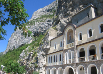 Монастырь Осторог в Даниловграде, Черногория. Фото 4 – фотографии Черногории