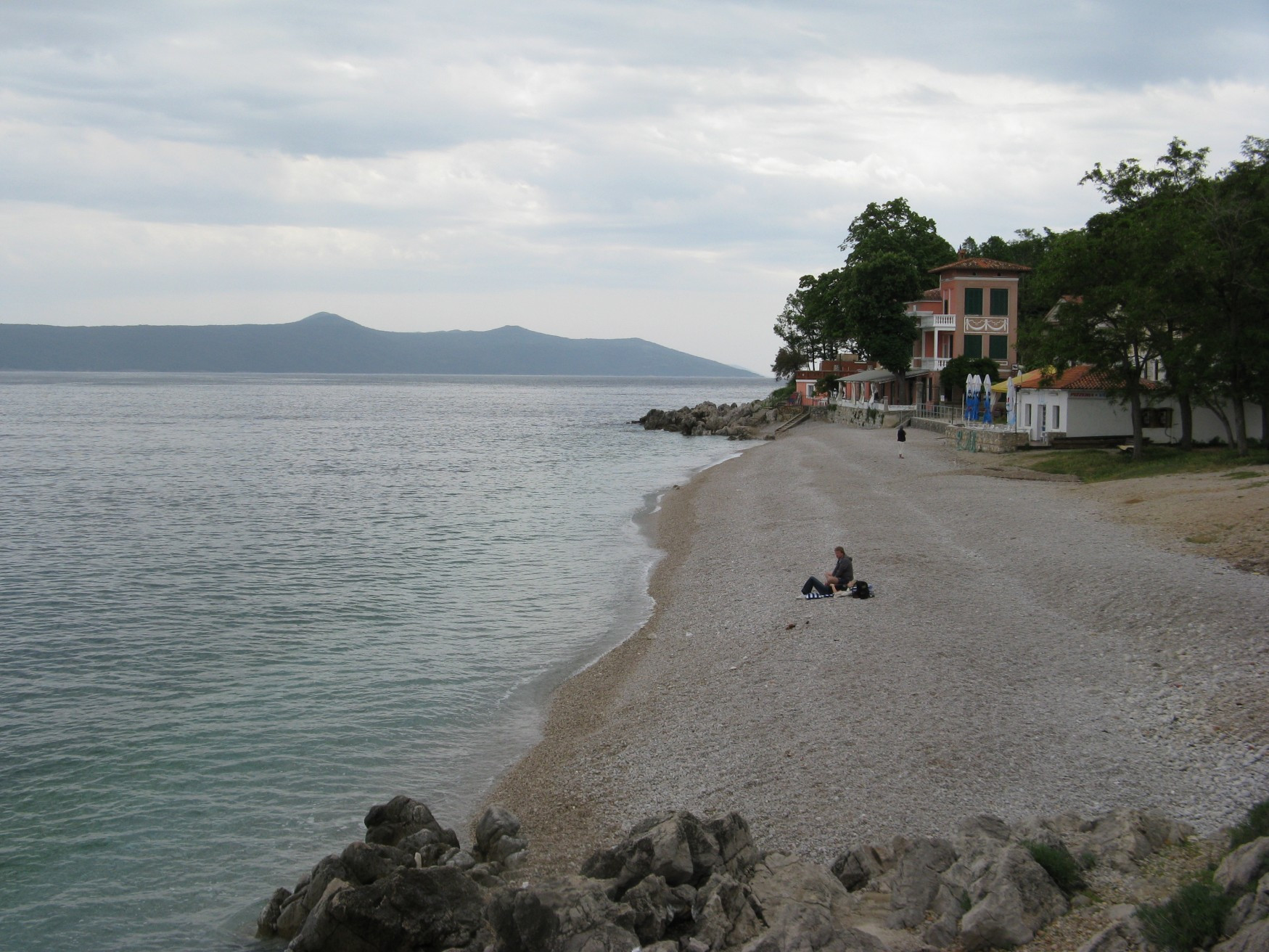 Пляж в Мощеничка-Драга, Хорватия. Фото 2 – фотографии Хорватии