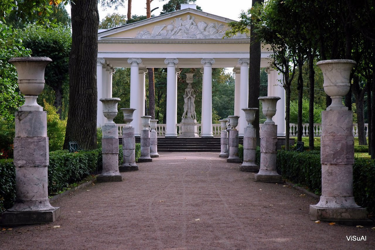 Достопримечательность в Павловске, Россия – фотографии России