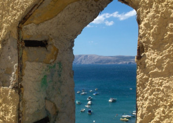 Море в Нови-Винодолски, Хорватия. Фото 13 – фотографии Хорватии