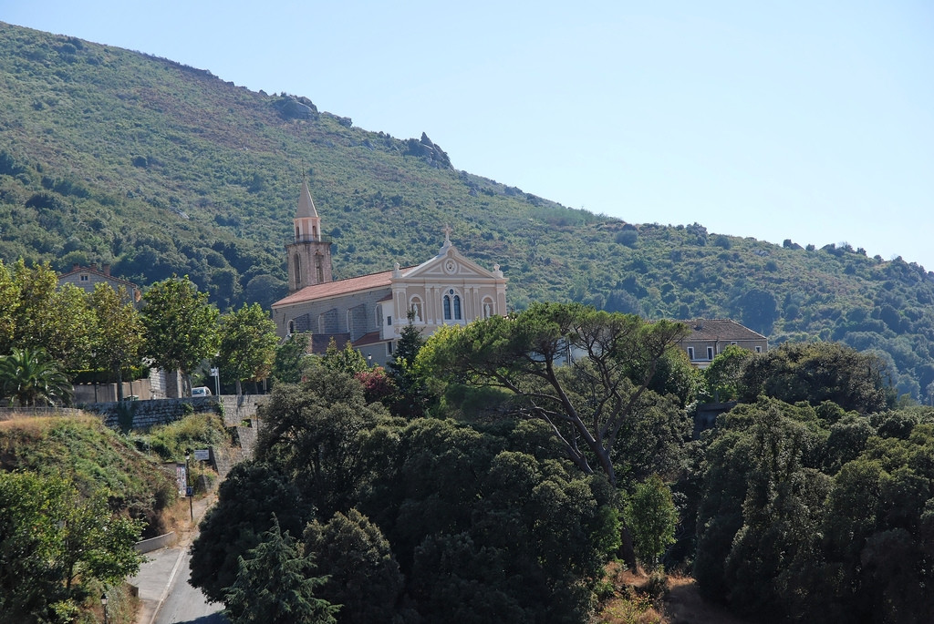 Природа в Сартене, Франция – фотографии Франции