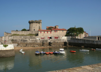 Крепость в Сибуре, Франция. Фото 2 – фотографии Франции