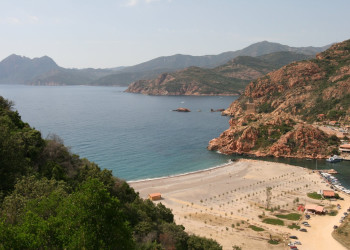 Пляж в Порто, Франция. Фото 30 – фотографии Франции