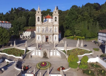 История «священного холма» Бон-Жезуш эпохи Контрреформации началась в 14 веке – фотографии Португалии