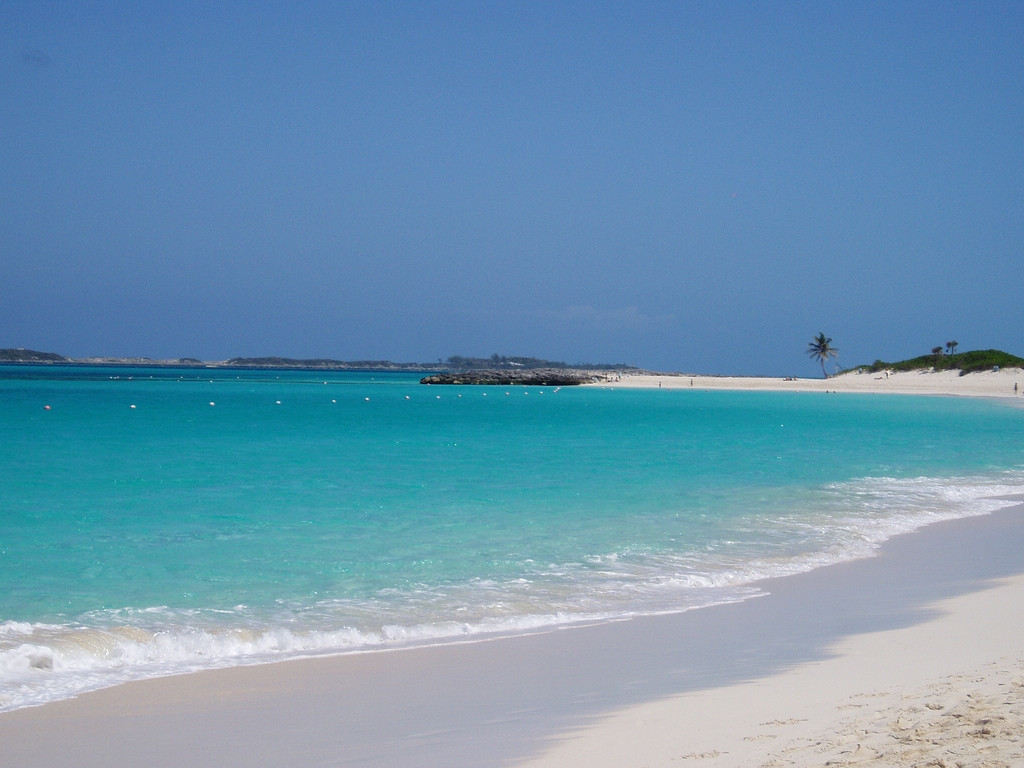 Пляж на острове Парадайз Айленд, Багамские острова. Фото 5 – фотографии Багамских островов