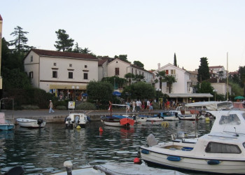 Причал в Малинске, Хорватия. Фото 12 – фотографии Хорватии