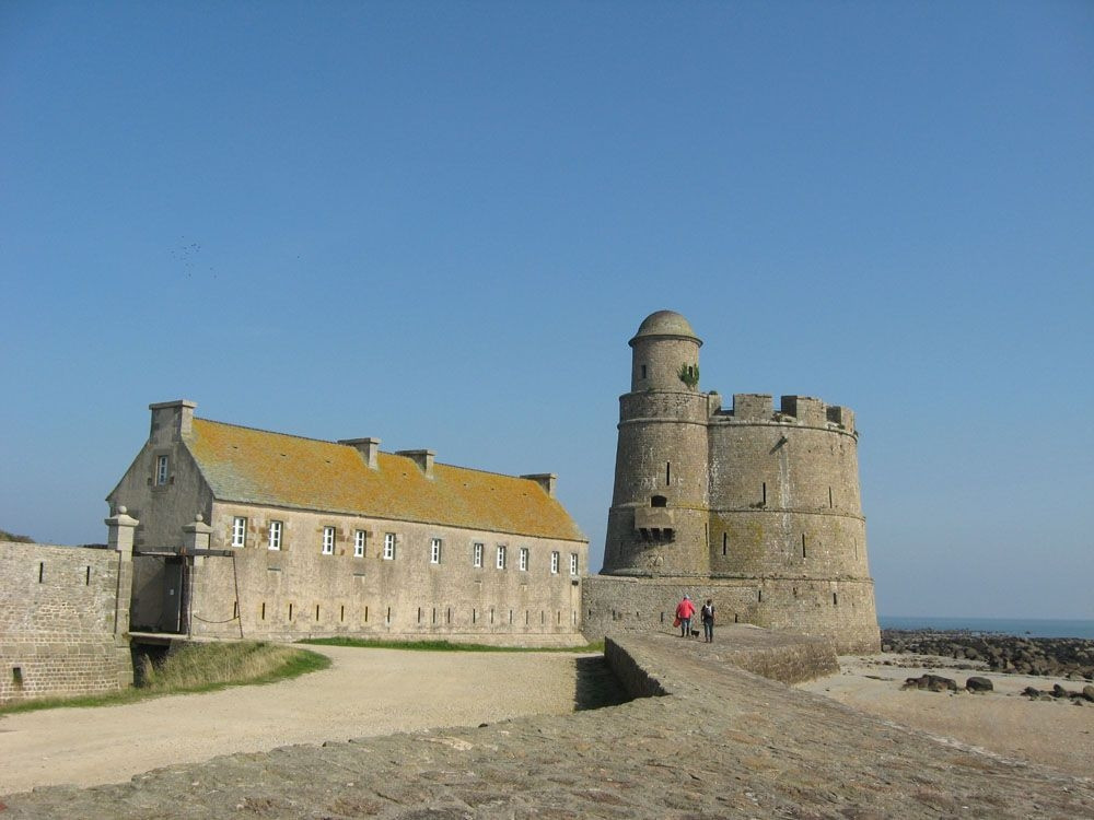 Достопримечательность в Татью, Франция – фотографии Франции