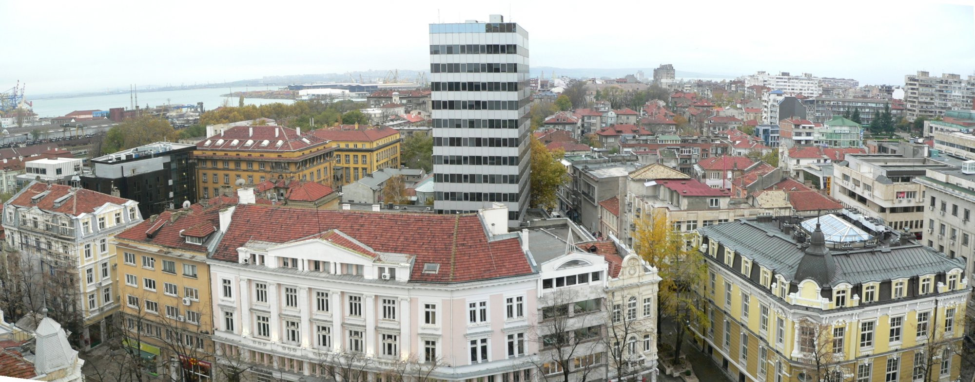 Дома в Бургасе, Болгария. Фото 1 – фотографии Болгарии