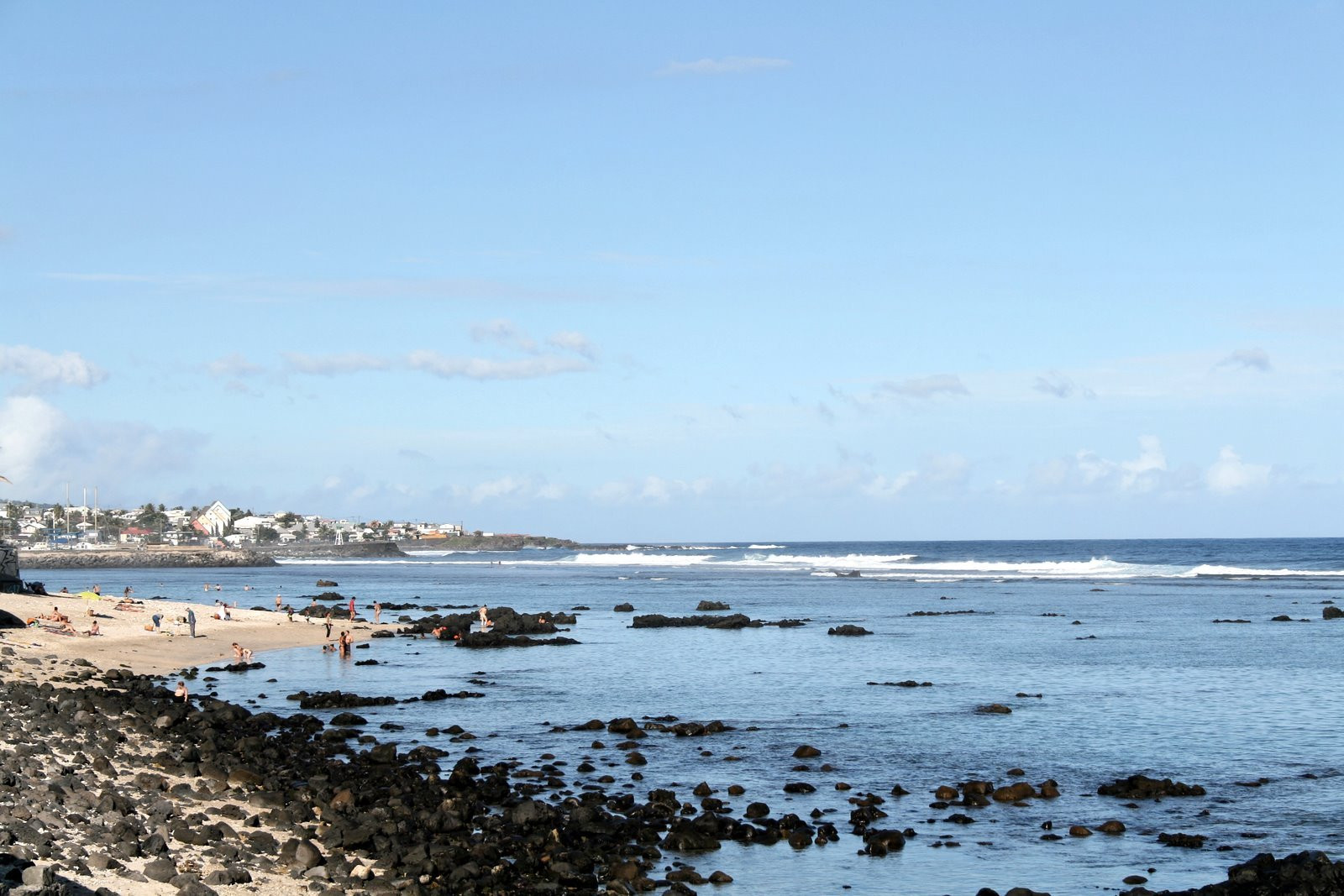 Остров Реюньон, пляж в районе Сен-Пьер – фотографии Реюньона