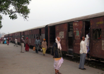 Единственная ж/д дорога в Непале – фотографии Непала