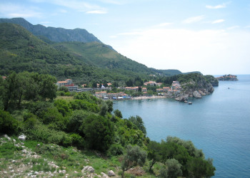 Берега в Пржно, Черногория – фотографии Черногории