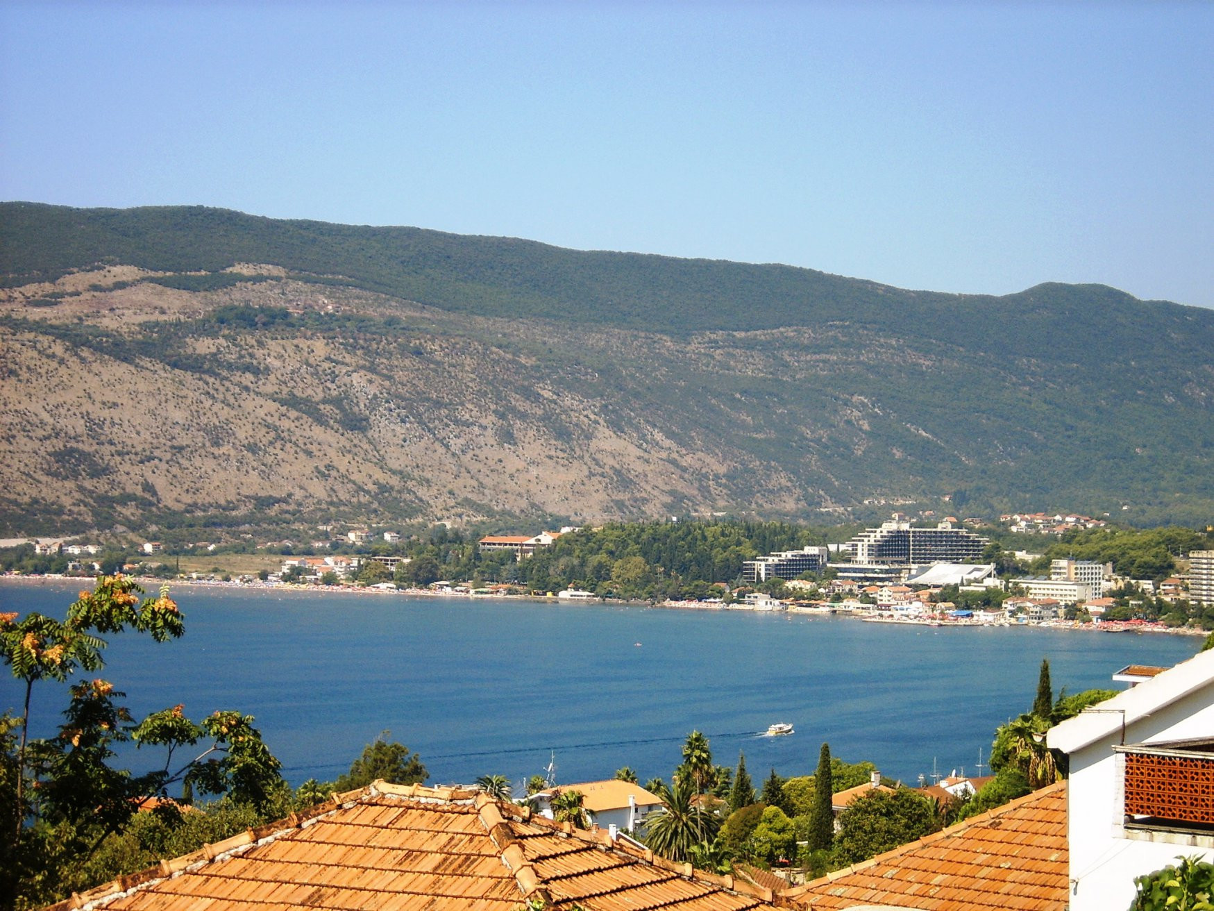 Море в Херцег-Нови, Черногория. Фото 25 – фотографии Черногории