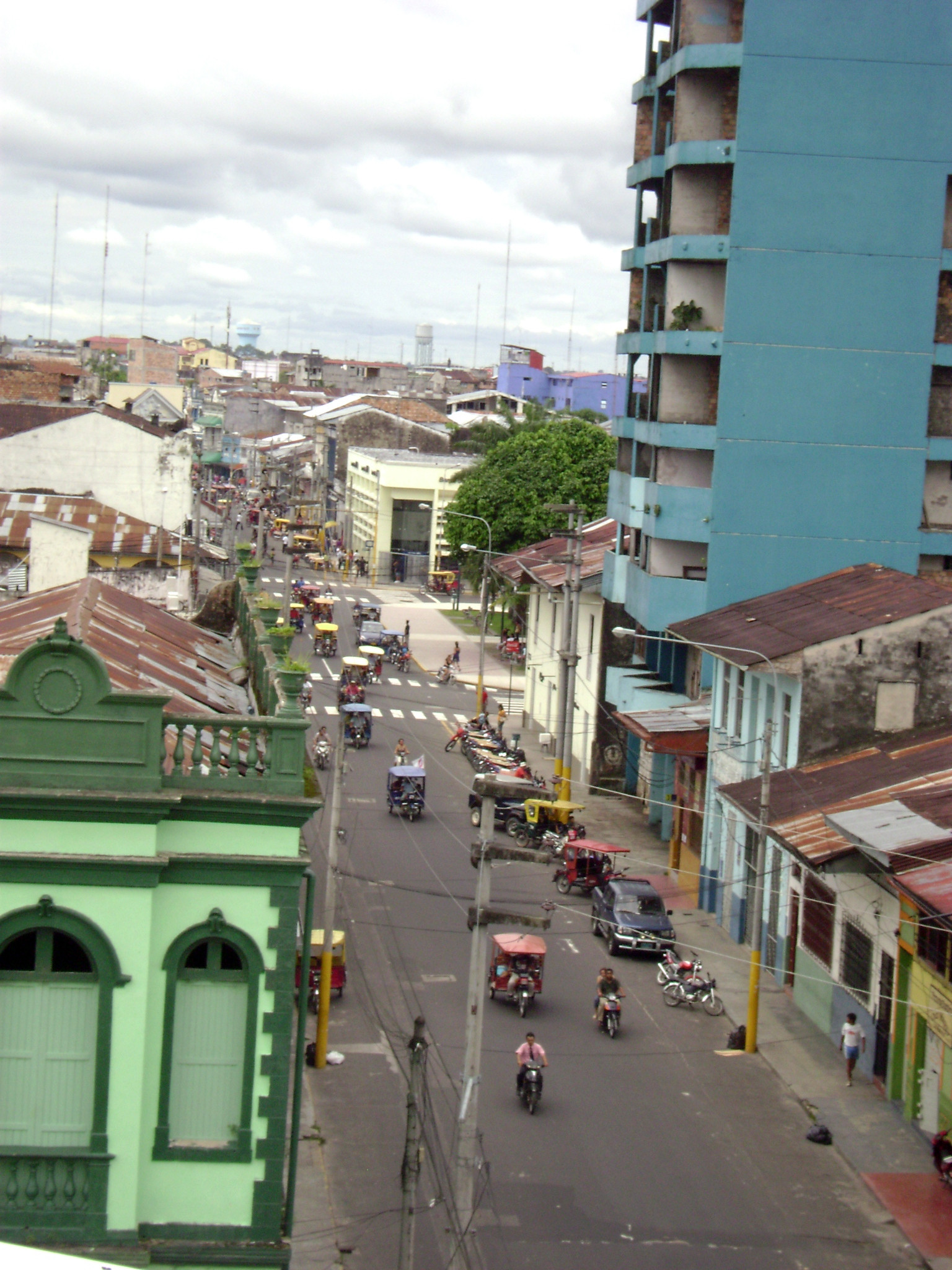 Икитос (Iquitos) – город и крупный порт на северо-востоке Перу – фотографии Перу