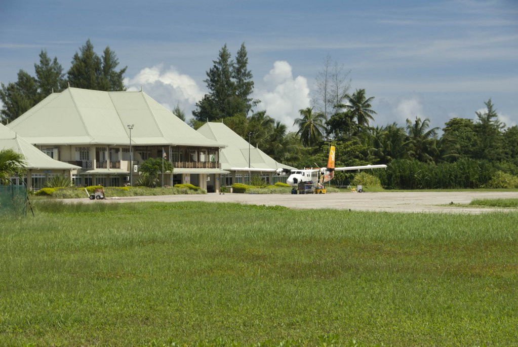 Аэродром на острове Праслин, Сейшелы. Фото 1 – фотографии Сейшельских островов