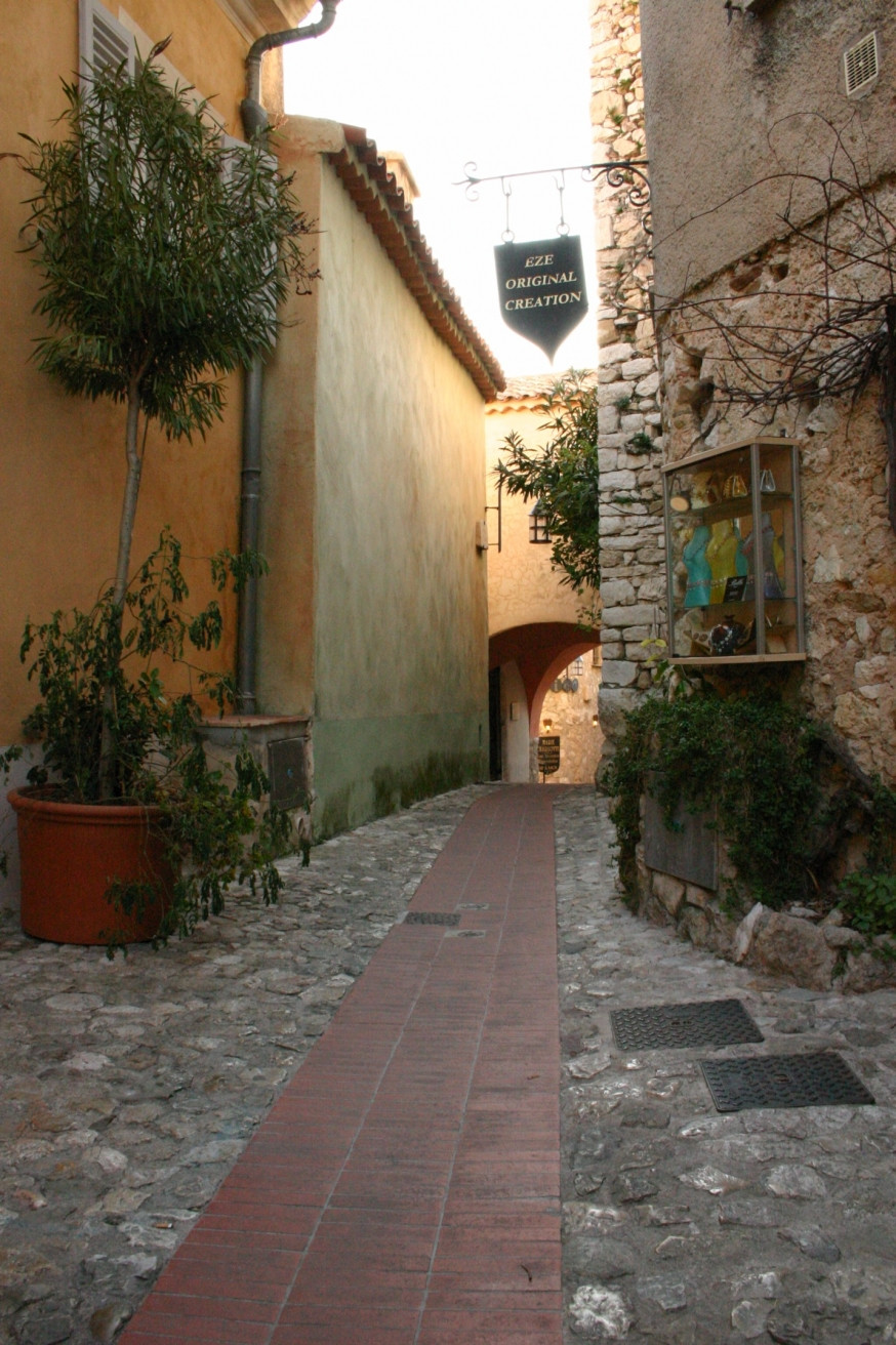 Дома в Эз, Франция. Фото 29 – фотографии Франции