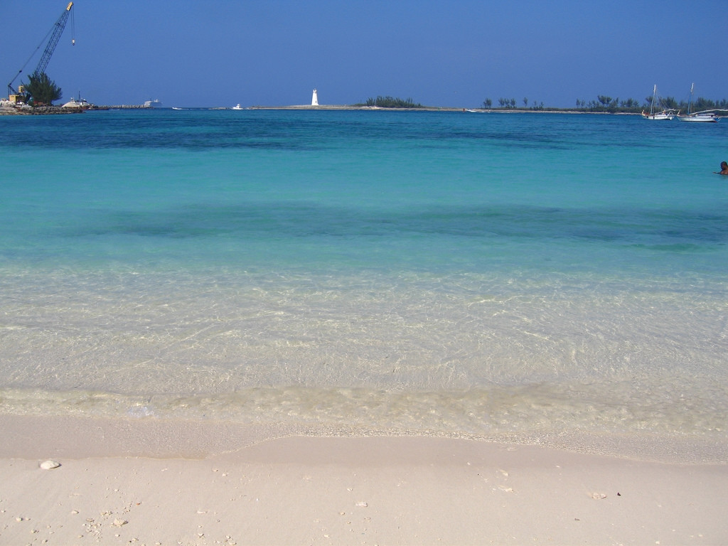 Море в Нью-Провиденс, Багамские острова. Фото 9 – фотографии Багамских островов