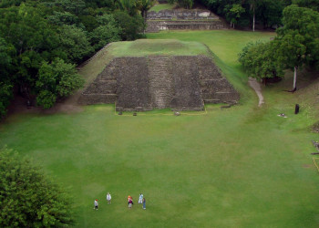 Шунантунич — памятник культуры майя – фотографии Белиза