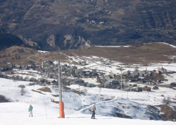 Деревня в Ле-Албиезе, Франция – фотографии Франции